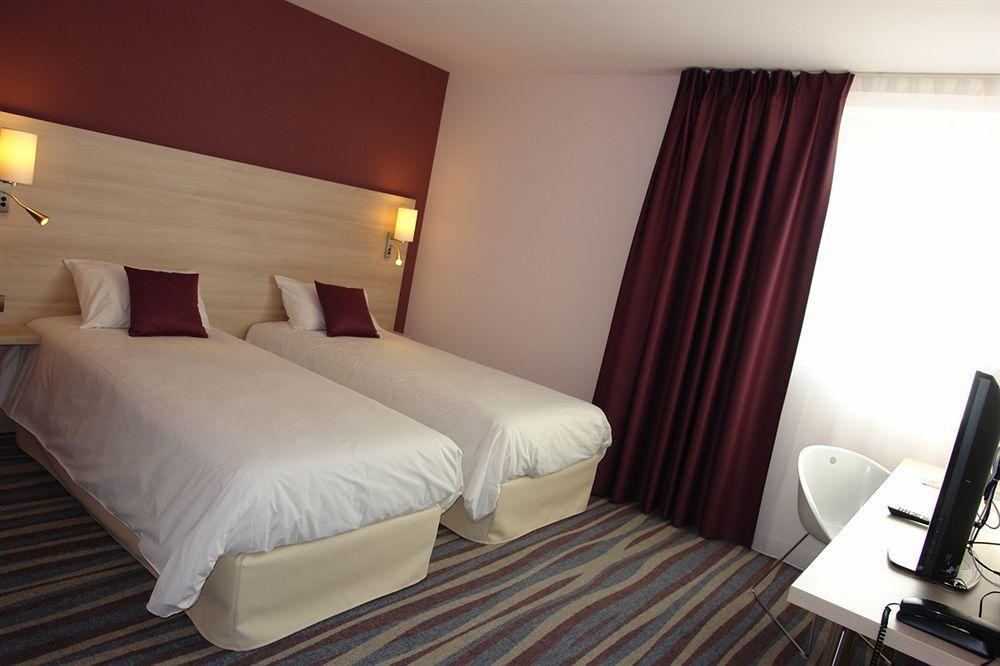 Brit Hotel Vendee Mer Les Achards  Εξωτερικό φωτογραφία