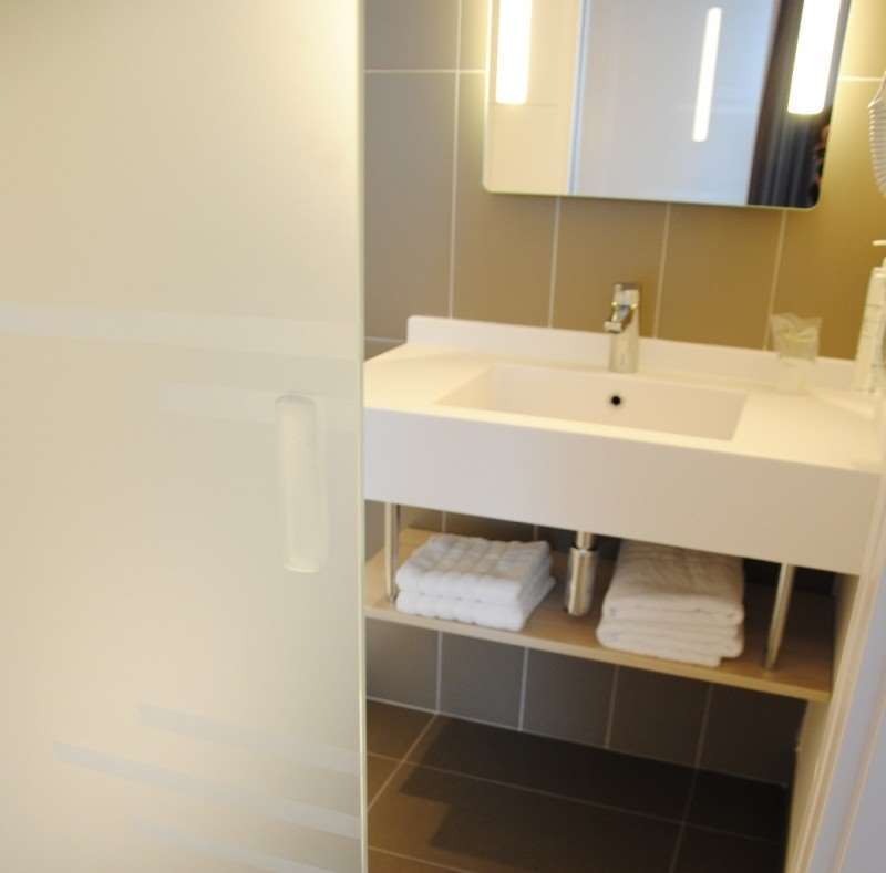 Brit Hotel Vendee Mer Les Achards  Δωμάτιο φωτογραφία